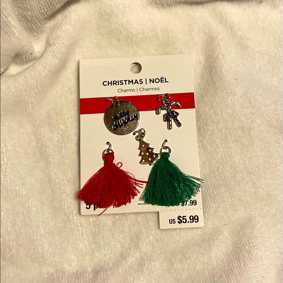 Christmas Charms - Picture 1 of 2